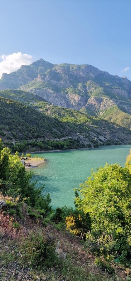 Koman Paradise By Romina Shkoder Bagian luar foto